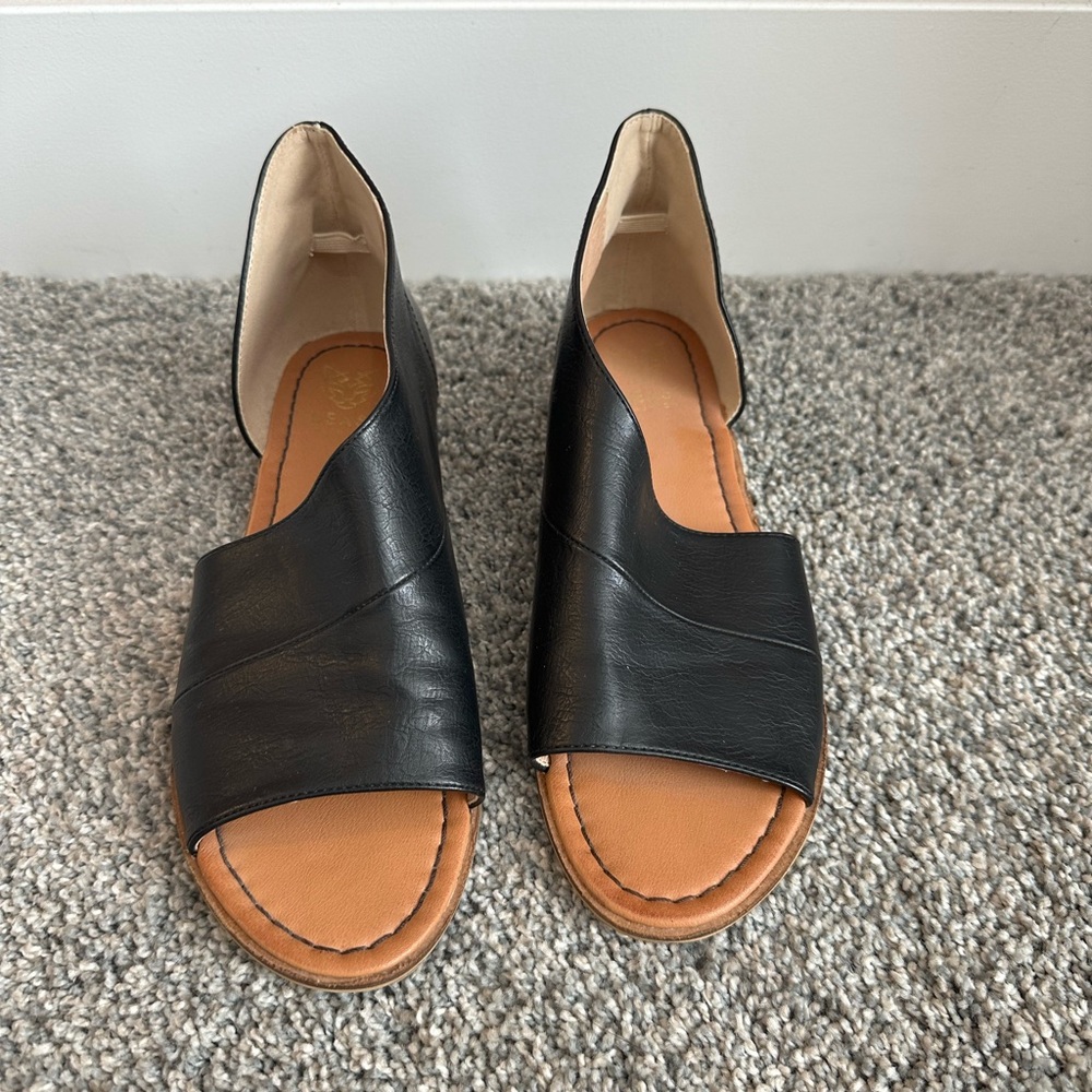 Black Women's Leather Shoes.
